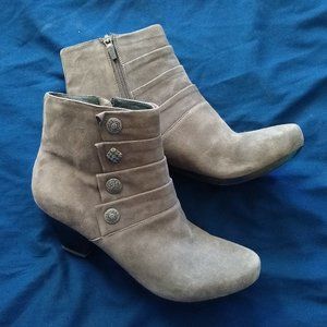 Dansko Grey Suede Booties Women's Size 10